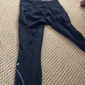 Lululemon pants size 6 black luxtreme